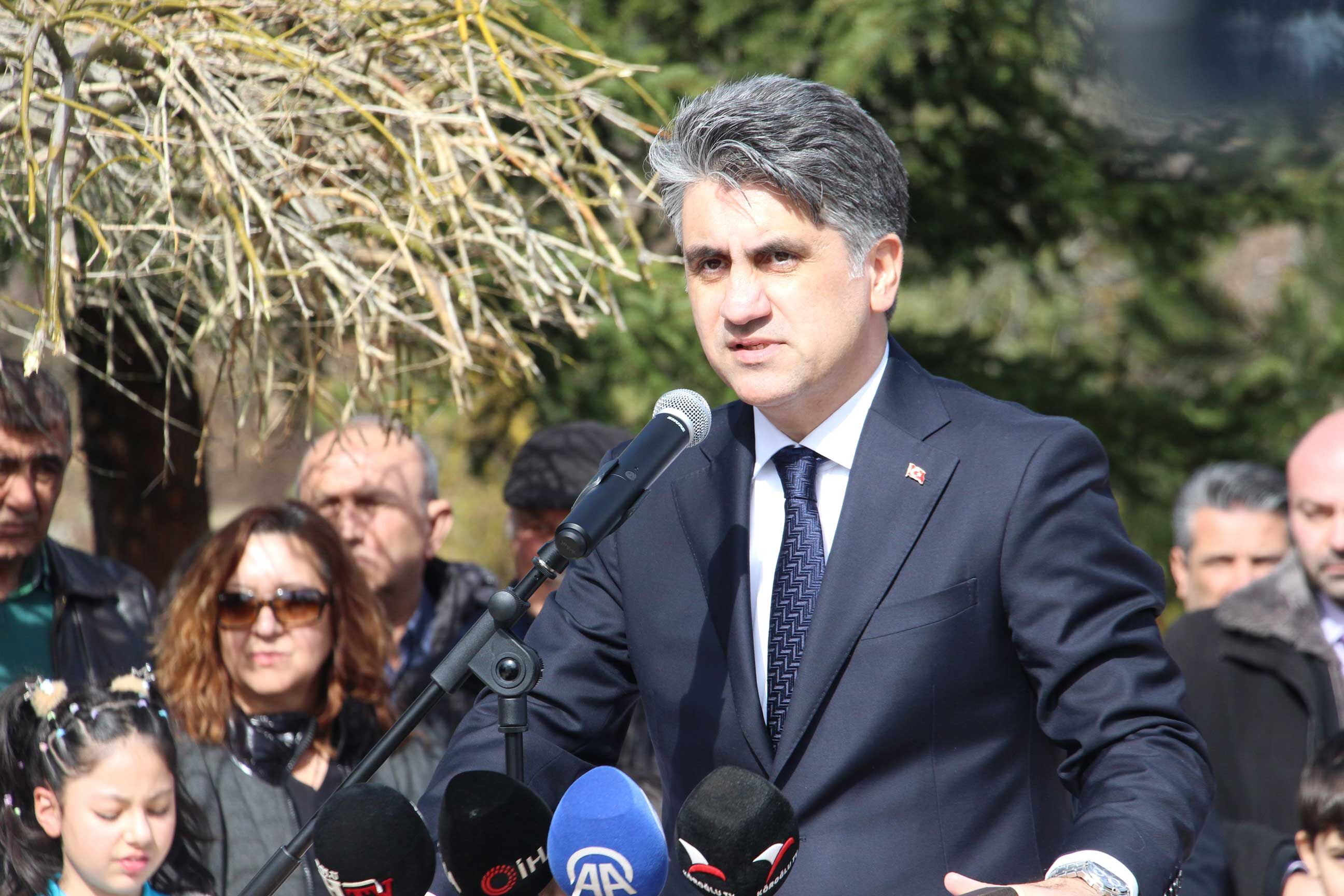 Izzet Baysal Mezar Başı Anma, 26'Ncı Yıl (3)