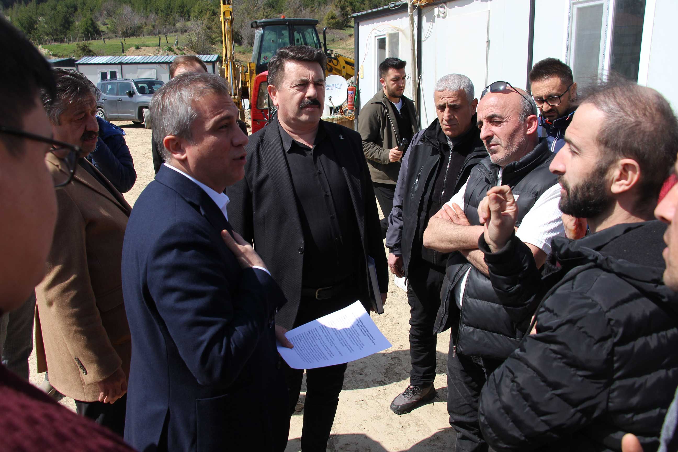 Bolu’da, TOKİ sorunu çözüldü; hak sahipleri teslim sözünü aldı