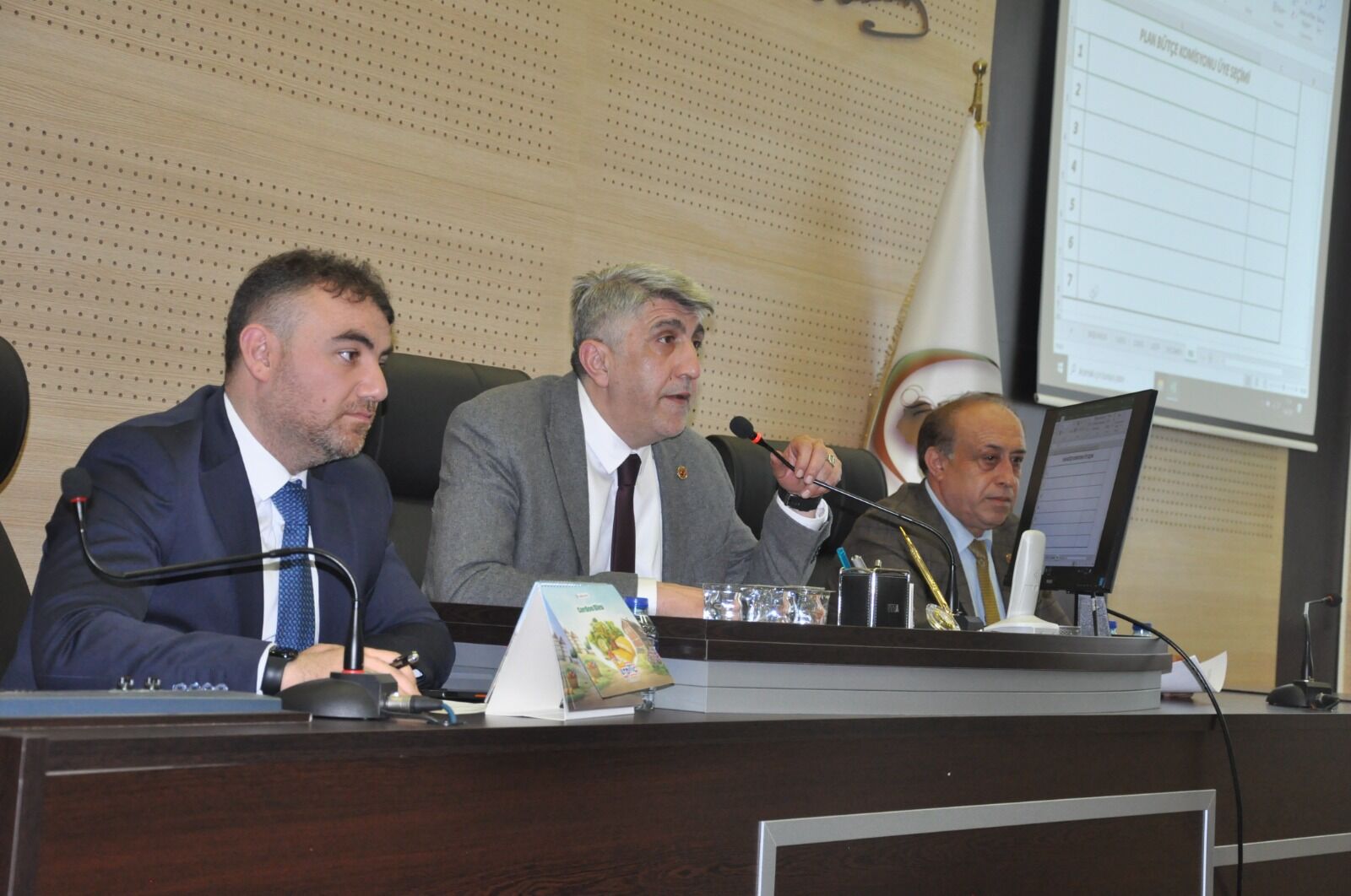 Ekrem Çetinkaya Güven Tazeledi