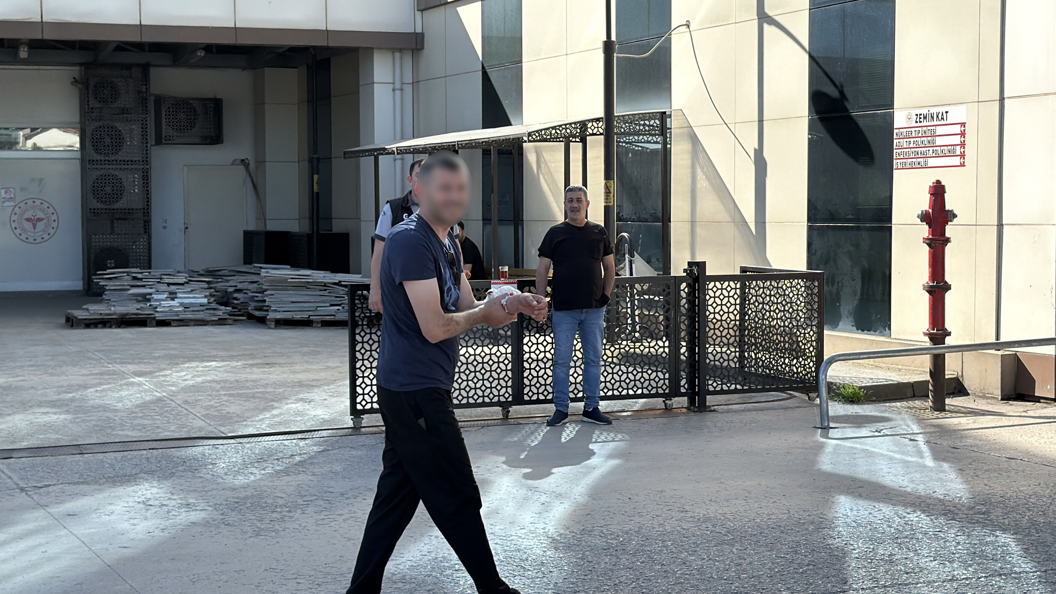 Acemi Kasaplar Hastaneleri Doldurdu5