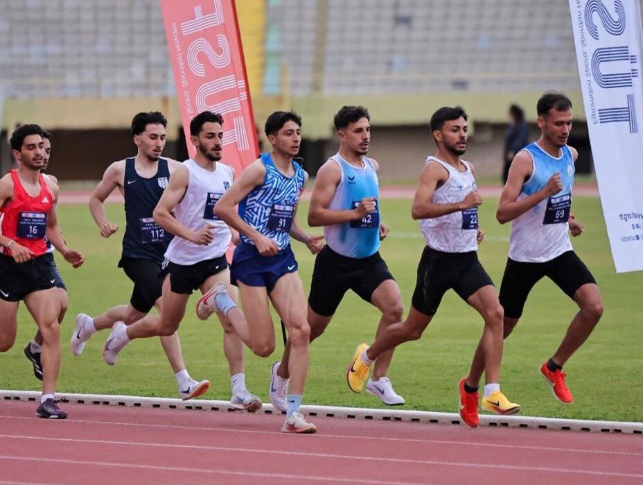 Bai̇bü’den İzmir Çıkarması! Kürsüye Damga Vurdular (6)