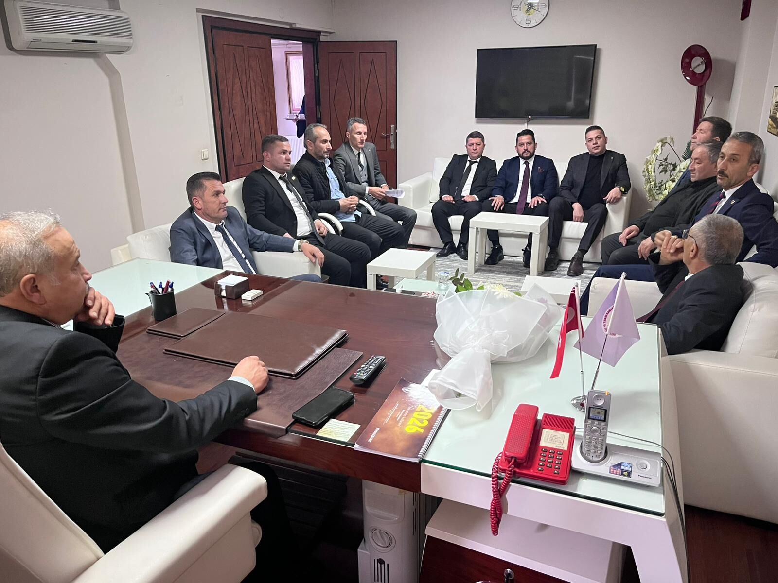 Besop’ta Yeni Başkan Mustafa Yaman Mazbatasını Aldı (1)