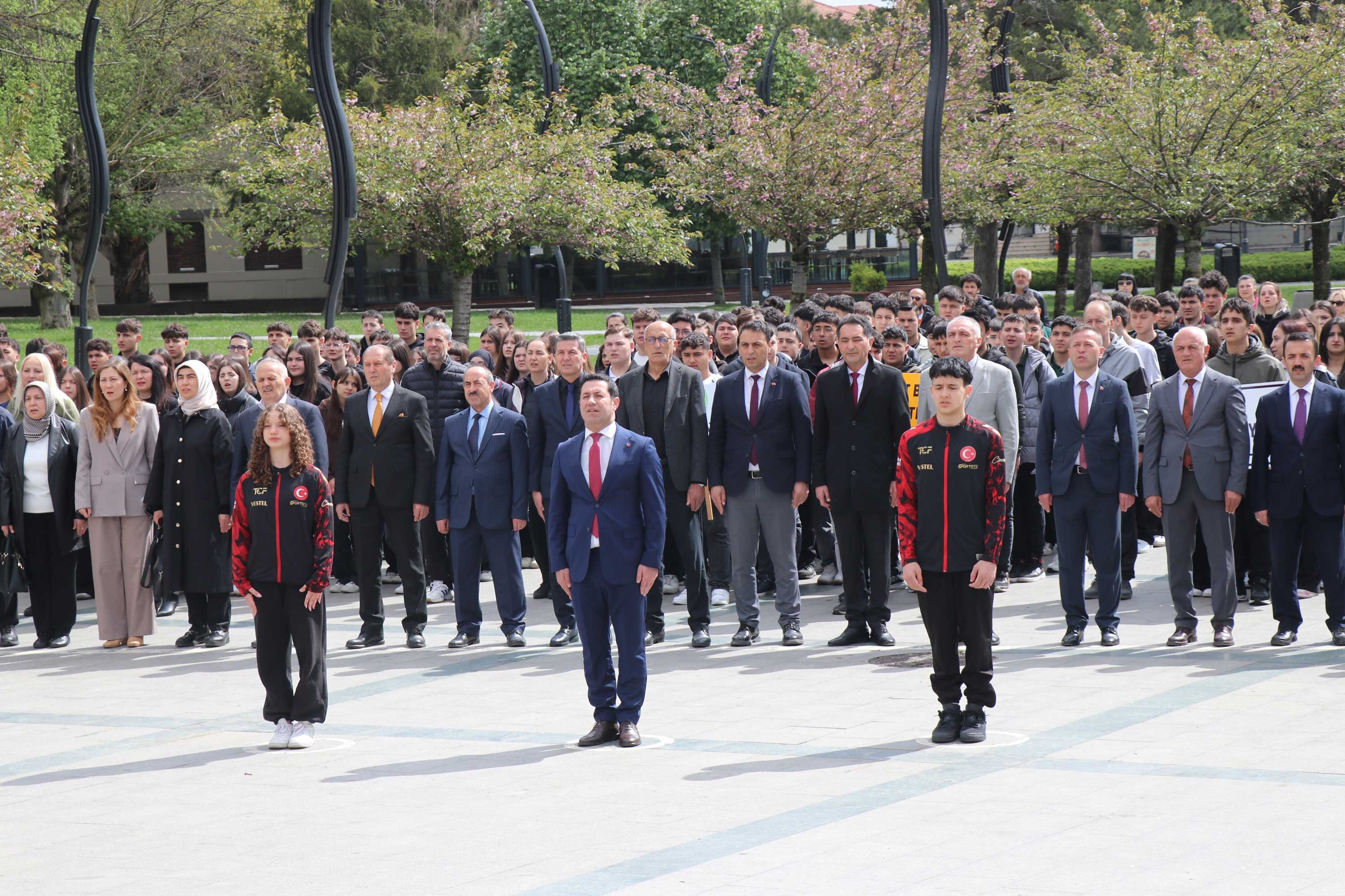 Bolu'da Gençlik Haftası Başladı (1)