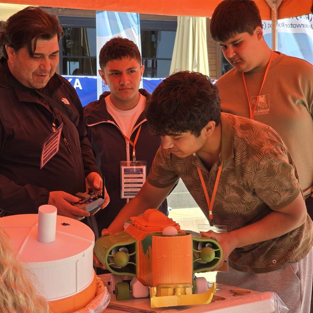 Öğrencilerin Tasarladığı Su Altı Robotu Sar 14 Beğeni Topladı