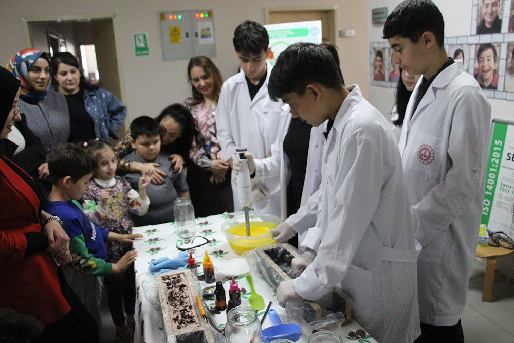 Özel Öğrencilerle Birlikte Sabun Yaptılar (9)
