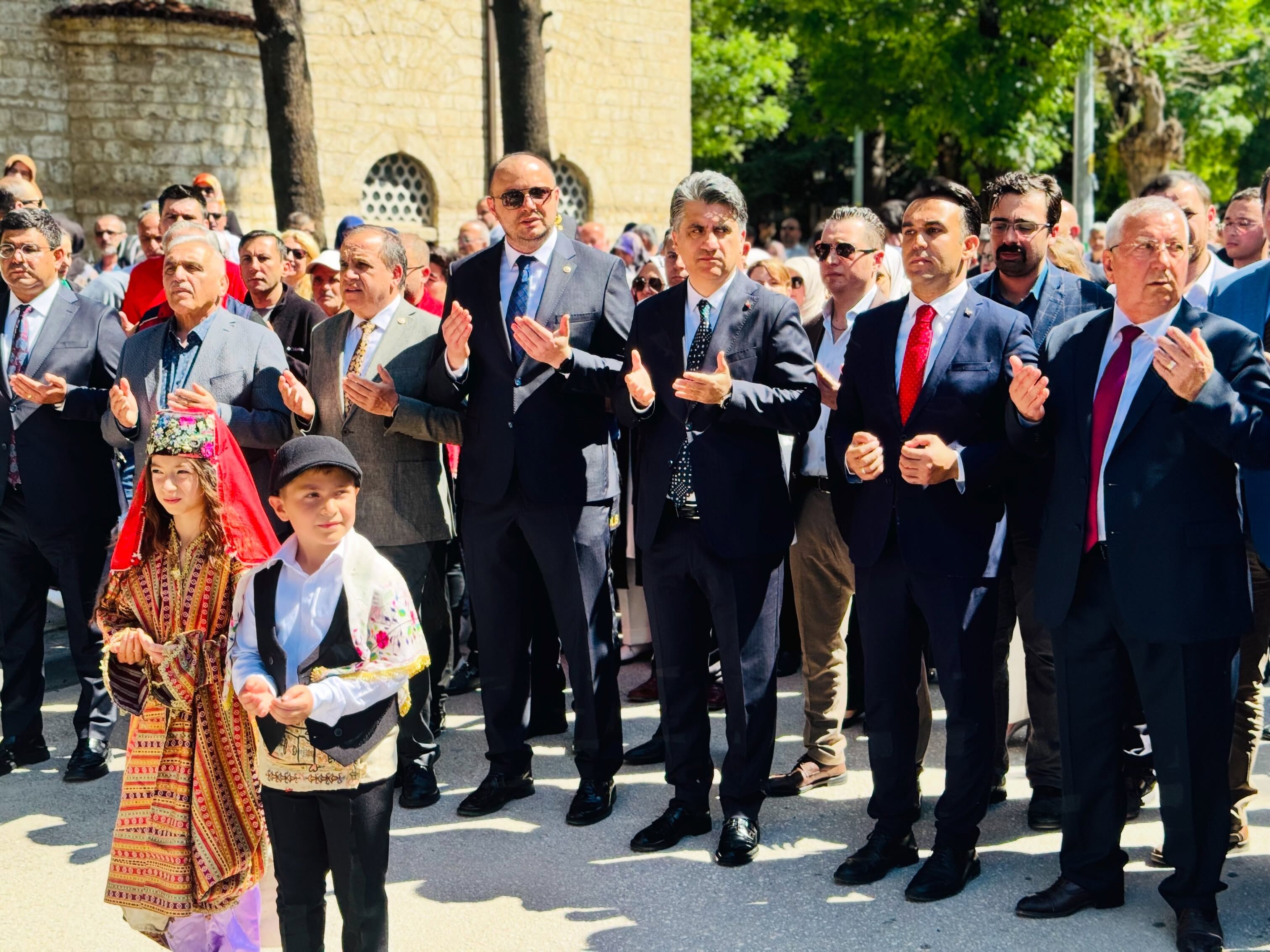 Göynük'te Tarihi Gün! Akşemseddin Hazretleri Dualarla Yâd Edildi5
