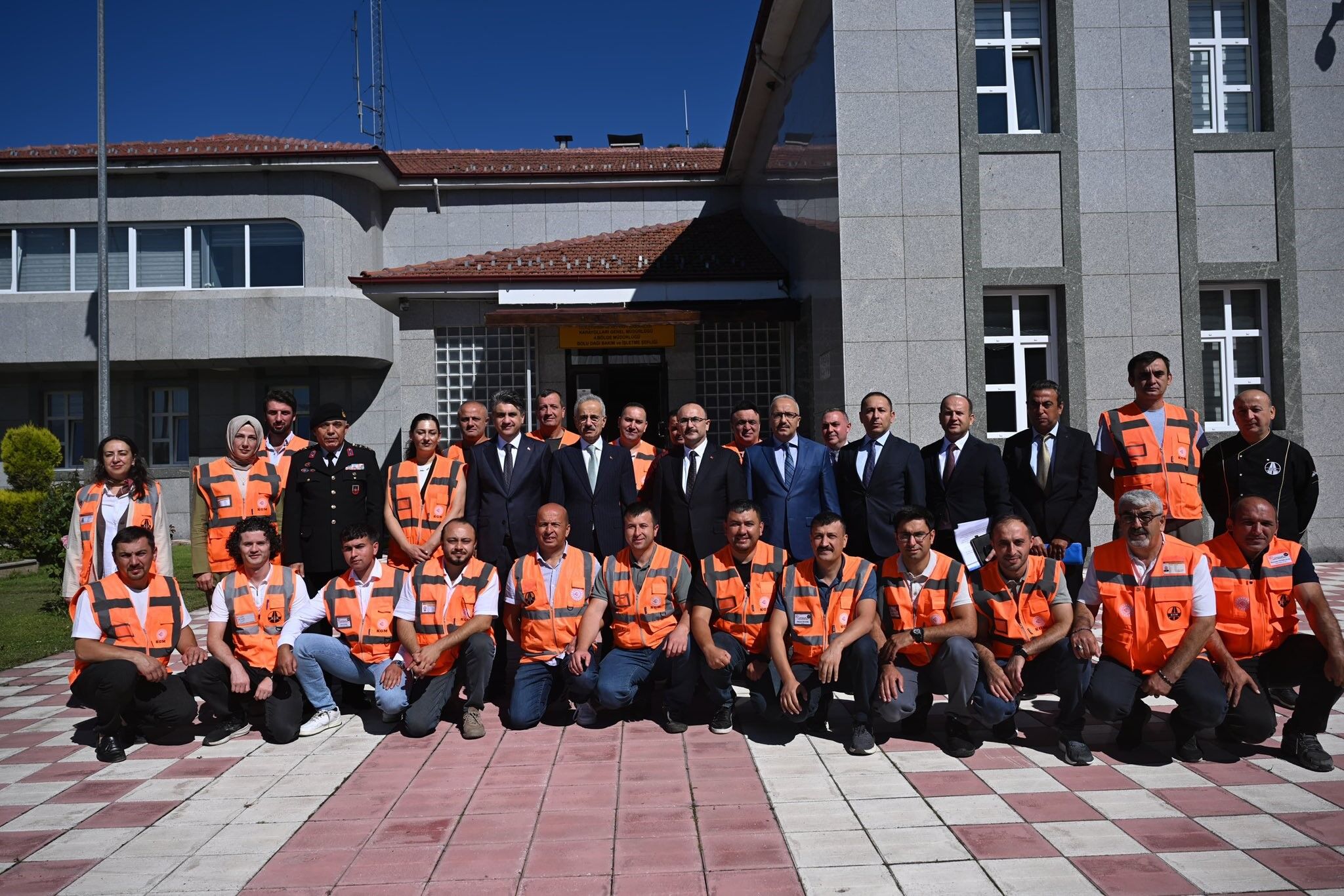 Bakan Uraloğlu'ndan Bolu Dağı Bakım İşletme Şefliğine ziyaret