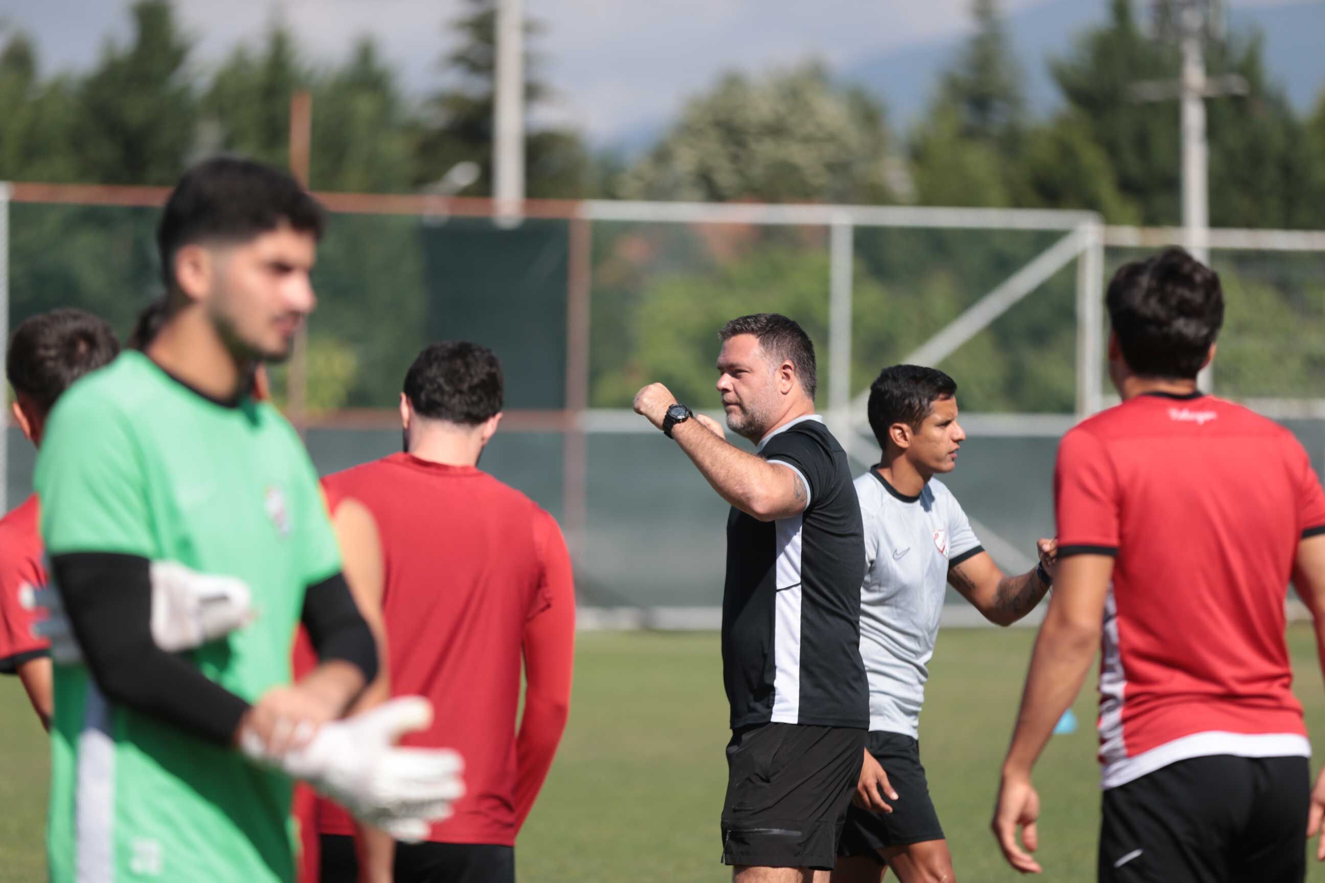 Boluspor, Günde Çift Idman Yapıyor (1)