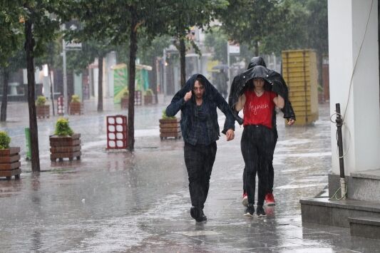 Meteoroloji’den acil kodlu uyarı saat verilerek duyuruldu!