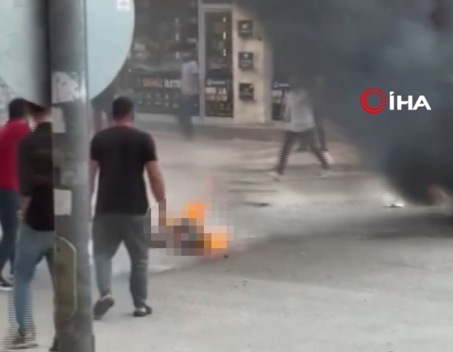 Sokak Ortasında Benzinle Kendini Yaktı (2)