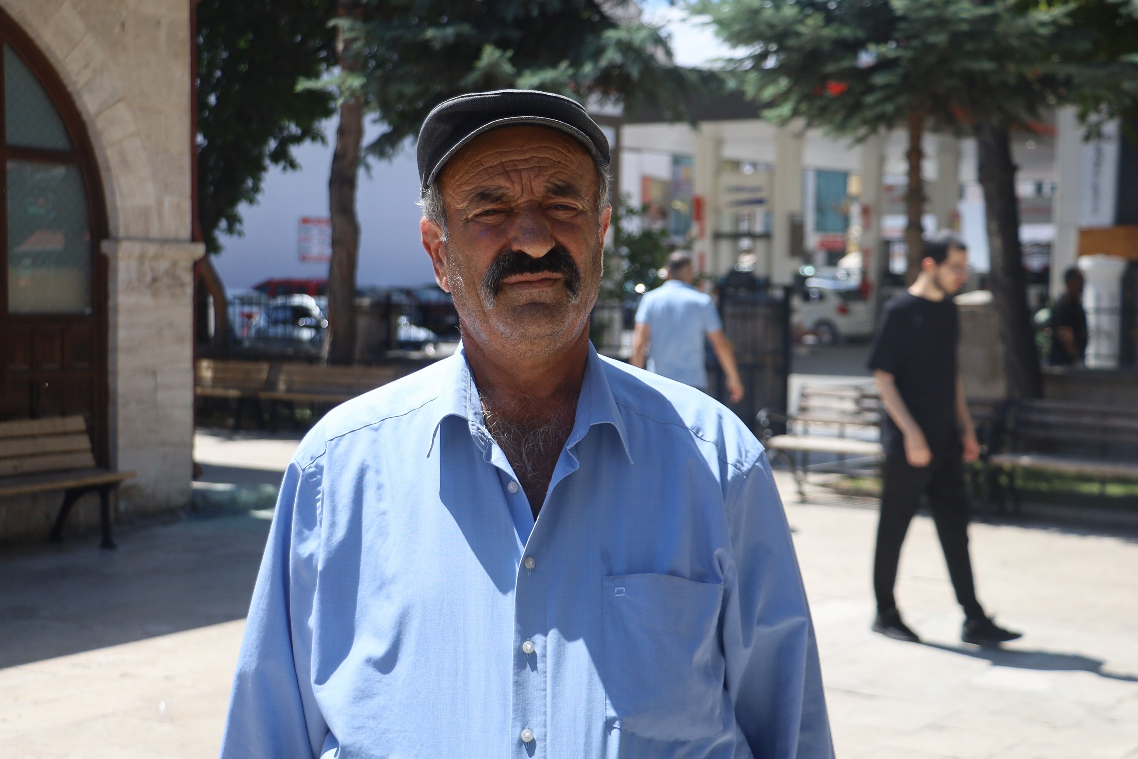 Köylülerin Misafirperverliği 5 Turisti Müslüman Yaptı (5)