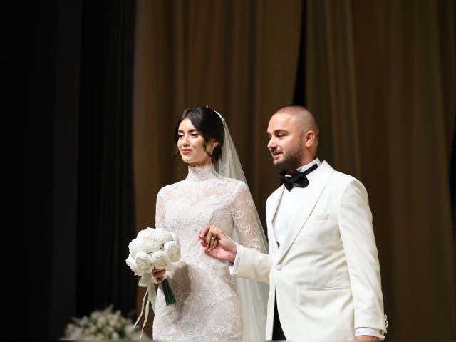 Türkiye Bu Düğünü Konuşuyor 34 Kişi Nikah Şahidi Oldu (2)