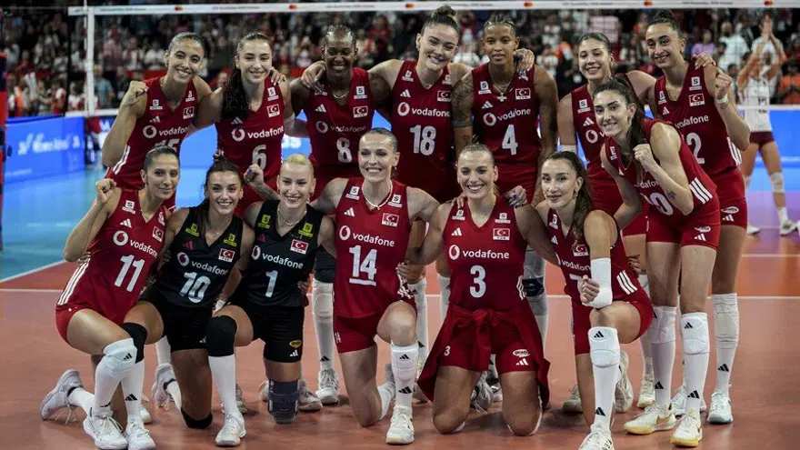 Filenin Sultanları Polonya’ya 3-2 mağlup oldu