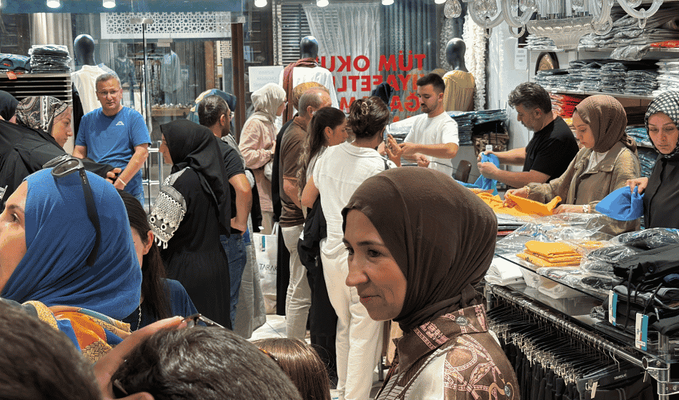 Böyle Izdiham Görülmedi Iğne Atsan Yere Düşmez7
