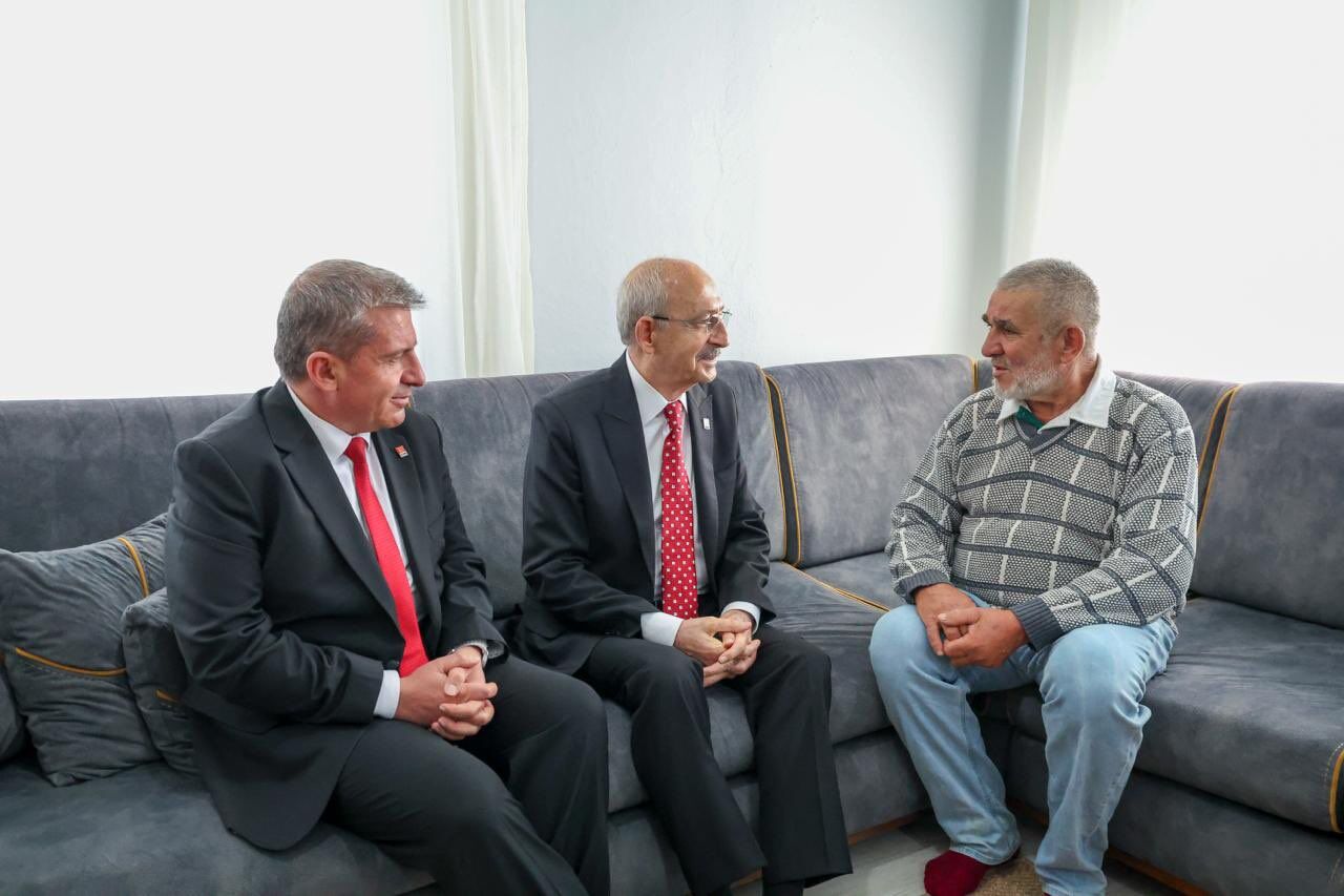 Kemal Kılıçdaroğlu Bolu’da Bir Ailenin Evine Konuk Oldu6