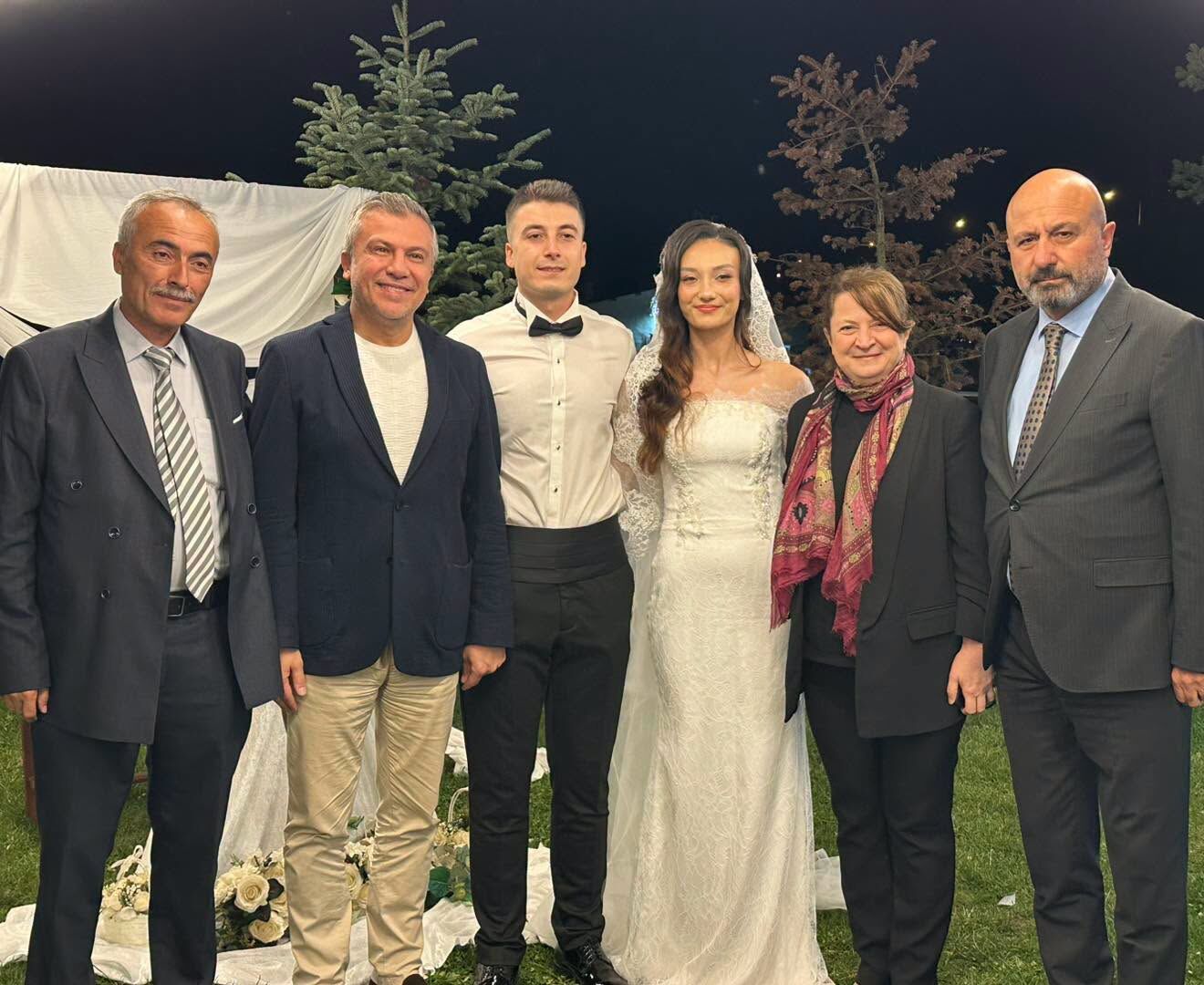 Siyaset Ve Emniyet Camiasını Buluşturan Düğün1