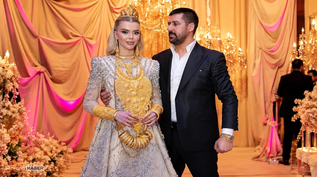 Vanli Kara Haydarin Altinlari 33646678 5217 1 M