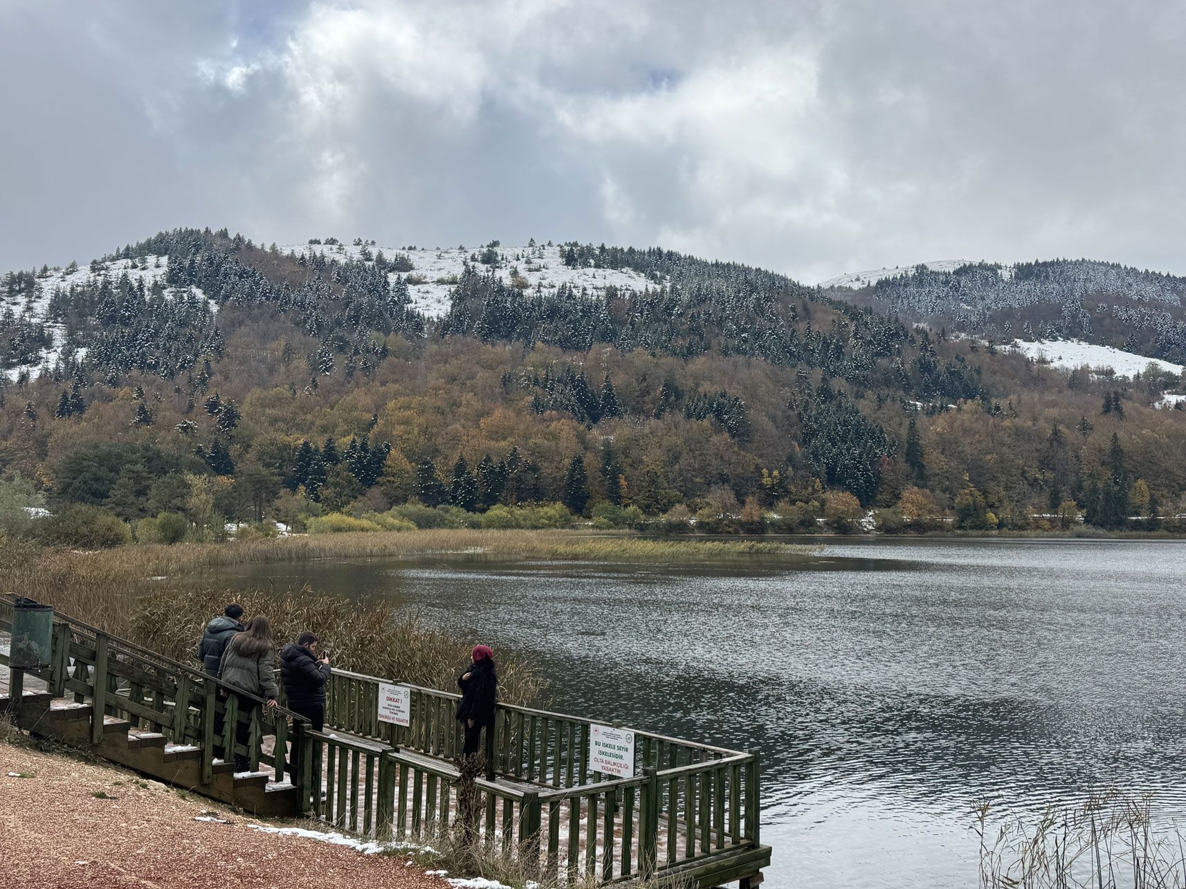 Bolu'nun doğa harikasına kar yağdı