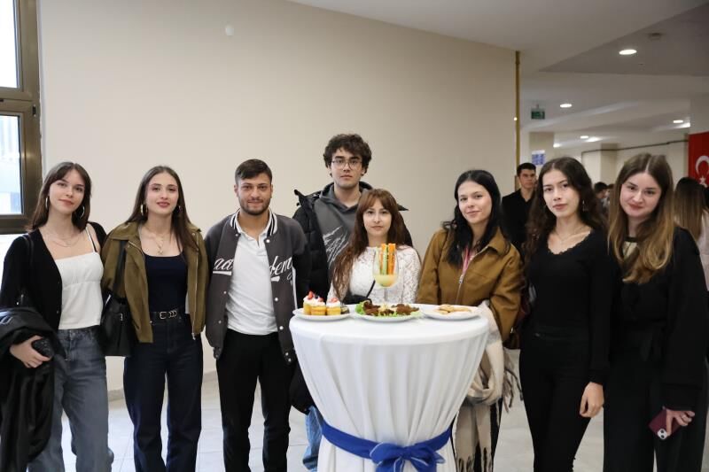 Bai̇bü’de Yeni Dekan Sahaya Hızlı Indi! Öğrenci Toplulukları Mengen’de Bir Araya Geldi (1)