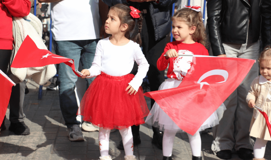Bolu’da Cumhuriyet Coşkusu! 103. Yıl Coşkuyla Kutlandı5