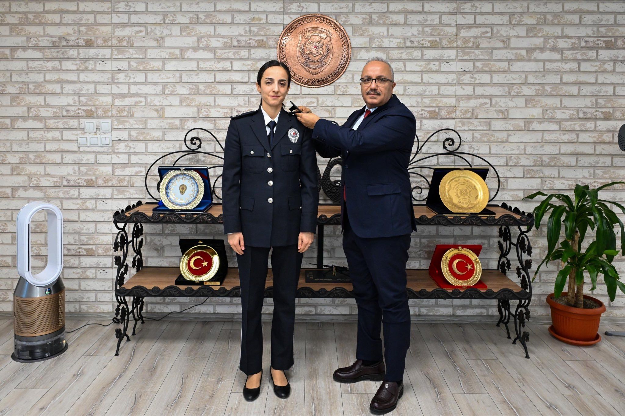 Polis Teşkilatında Gurur Günü! Yeni Rütbeler Takdim Edildi (2)