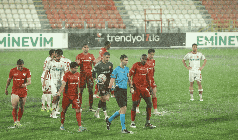 Ümraniyespor Boluspor Maçı Ertelendi (1)-1